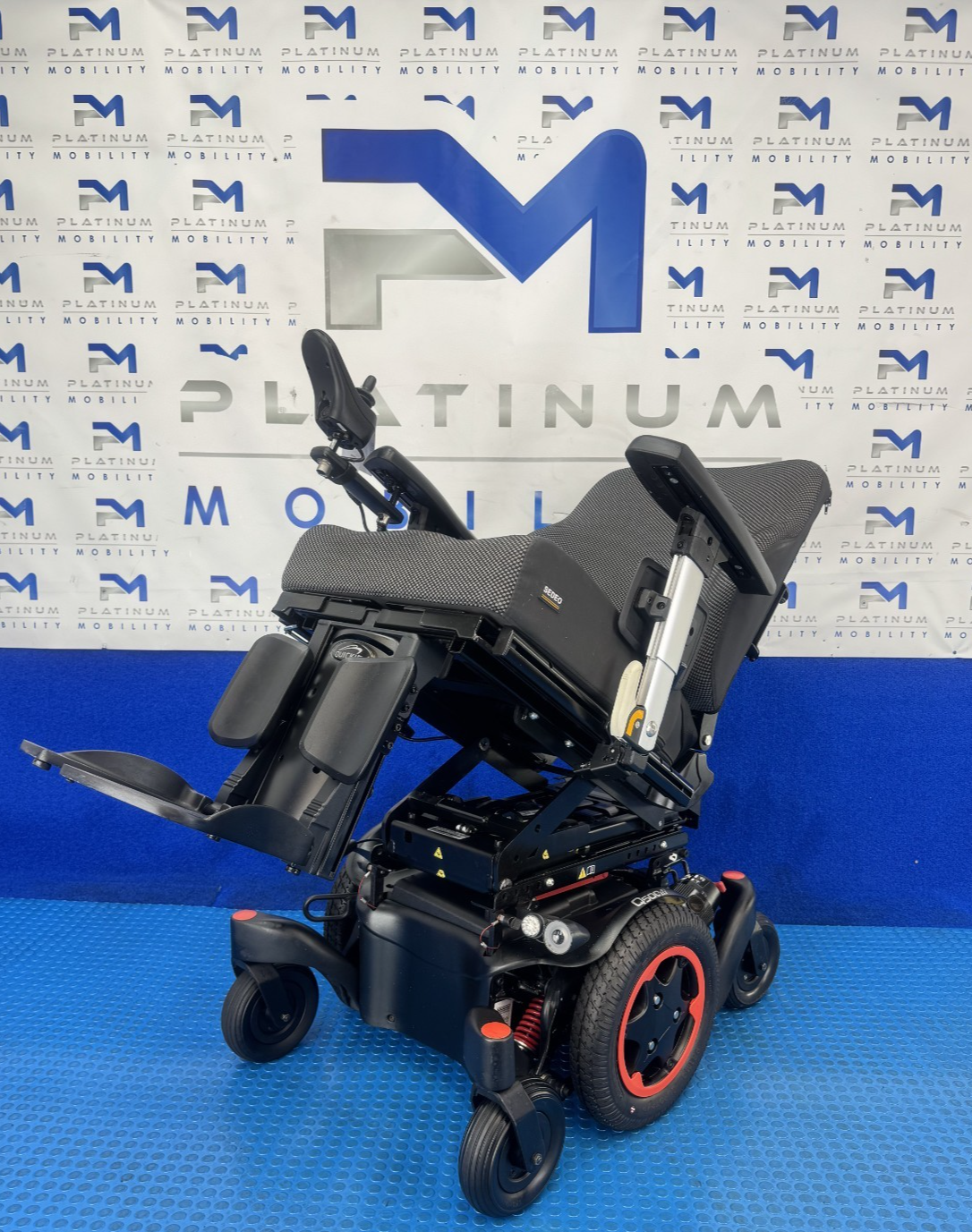 2025 Sunrise Quickie Q500 M Powerchair Rise & Tilt 6mph New Batteries 2471