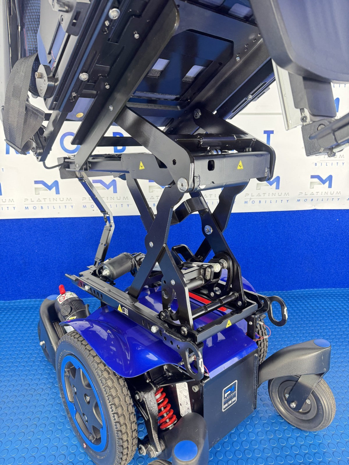 Sunrise Quickie Q300M Powerchair 4 mph Riser, Tilt Electric Wheelchair 1411