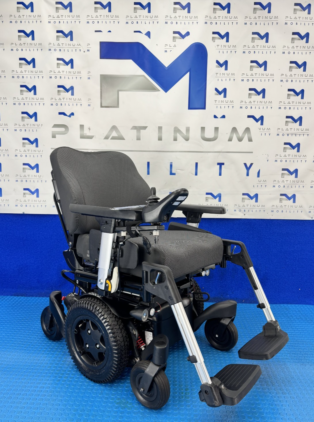 Sunrise Quickie Q500 M Powerchair – 6mph Tilt, Recline Electric Wheelchair 2755