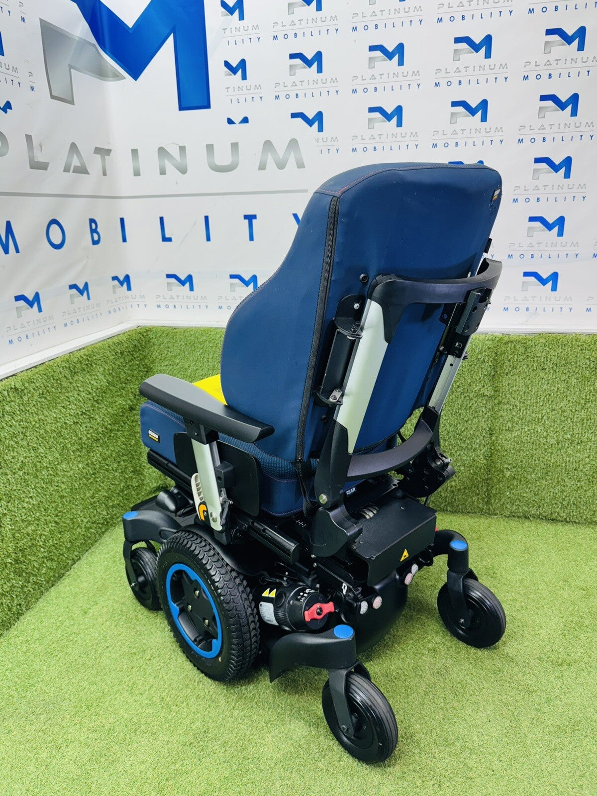 2021 SUNRISE QUICKIE Q500 M 6MPH ELECTRIC RISE MOBILITY POWERCHAIR WHEELCHAIR M2