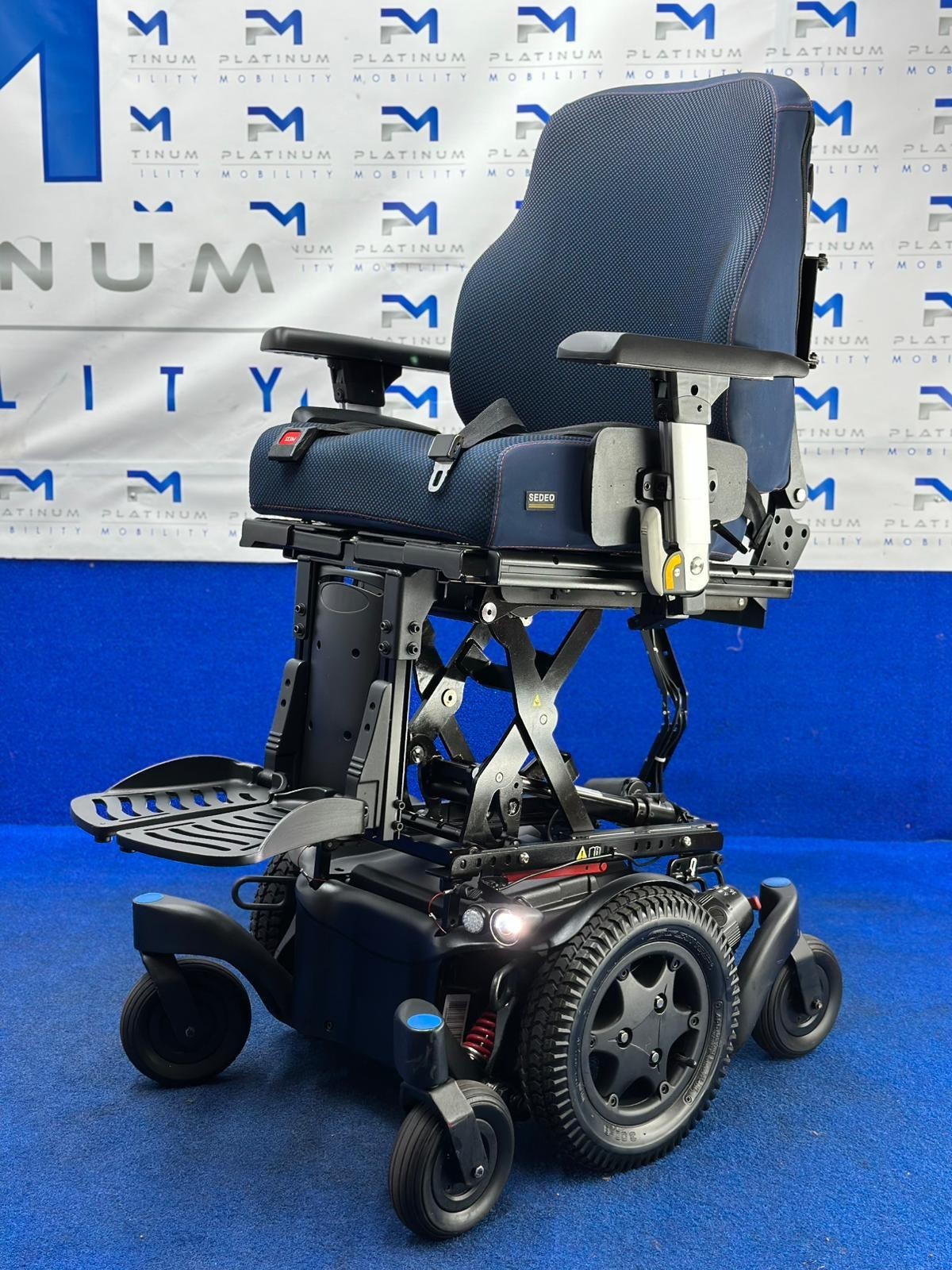 Quickie Q500 M Powerchair – 6mph Riser Electric Wheelchair by Sunrise 1439