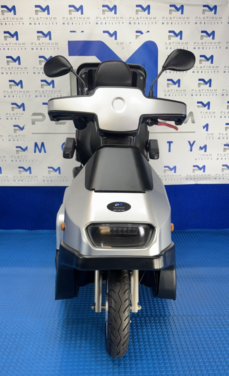TGA Breeze S3 8MPH LARGE Mobility Scooter All Terrain 1989