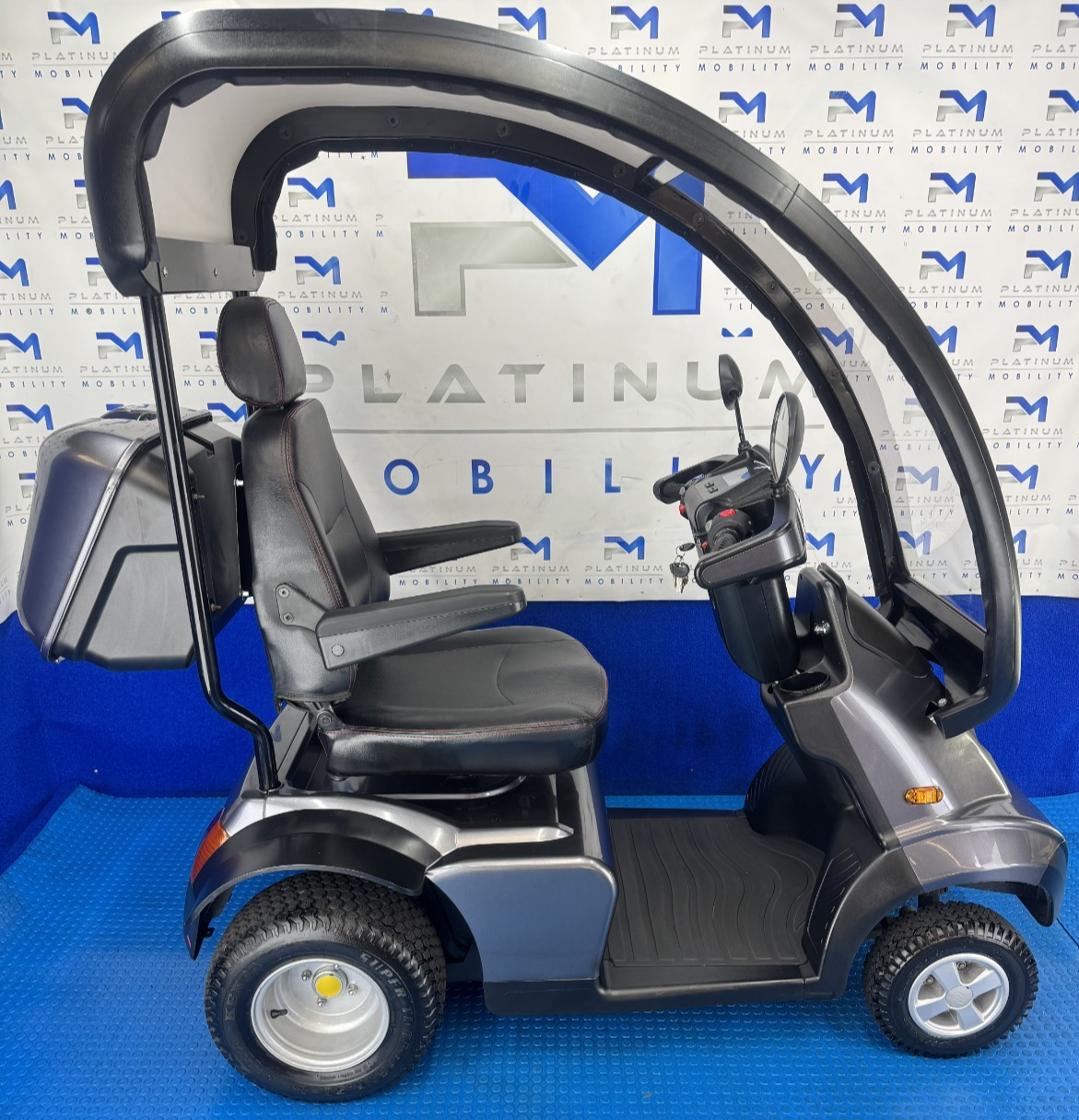 TGA Breeze S4 Canopy 8mph Road LARGE All Terrain Mobility Scooter Buggy 2940