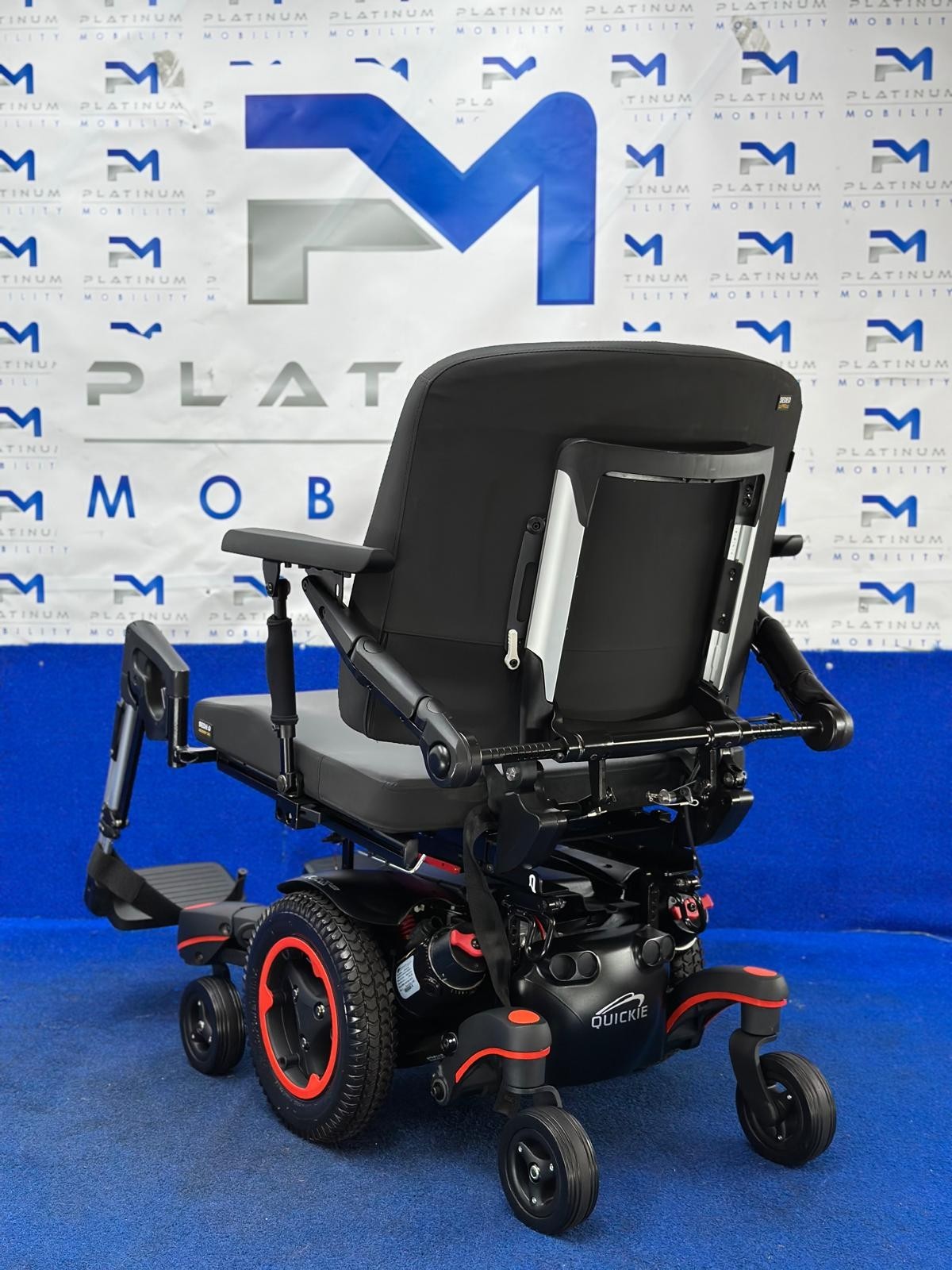 Quickie Q700 M HD Powerchair – 4mph Electric Wheelchair by Sunrise (1577)