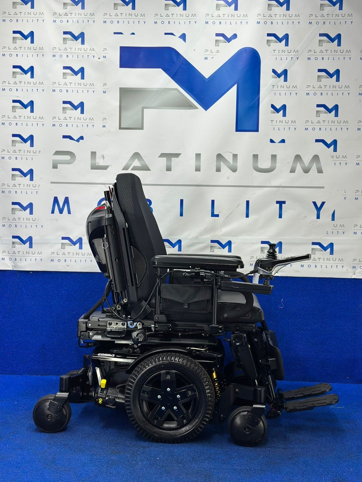 2024 PRIDE QUANTUM Q6 EDGE 3 i-LEVEL 6 MPH ELECTRIC MOBILITY POWERCHAIR 1679