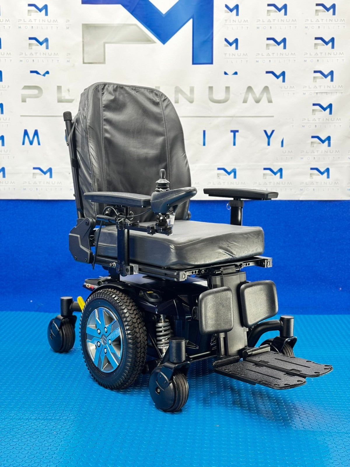 PRIDE QUANTUM Q4 MWD 5MPH ELECTRIC SEAT MOBILITY POWERCHAIR WHEELCHAIR Q6 1064