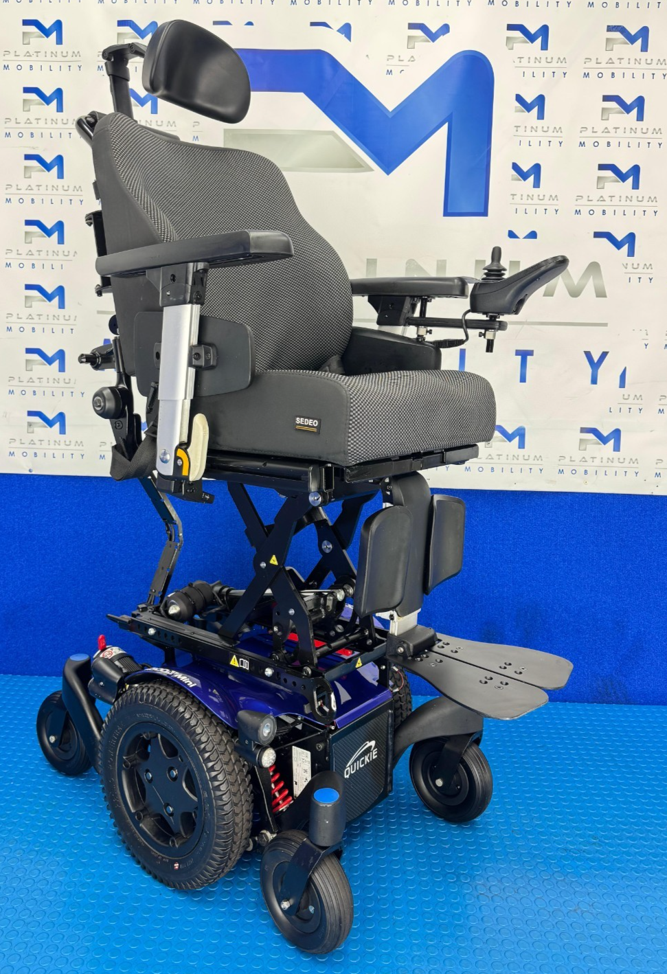 Sunrise Quickie Q300 M Powerchair 6mph Riser Electric Wheelchair 2154