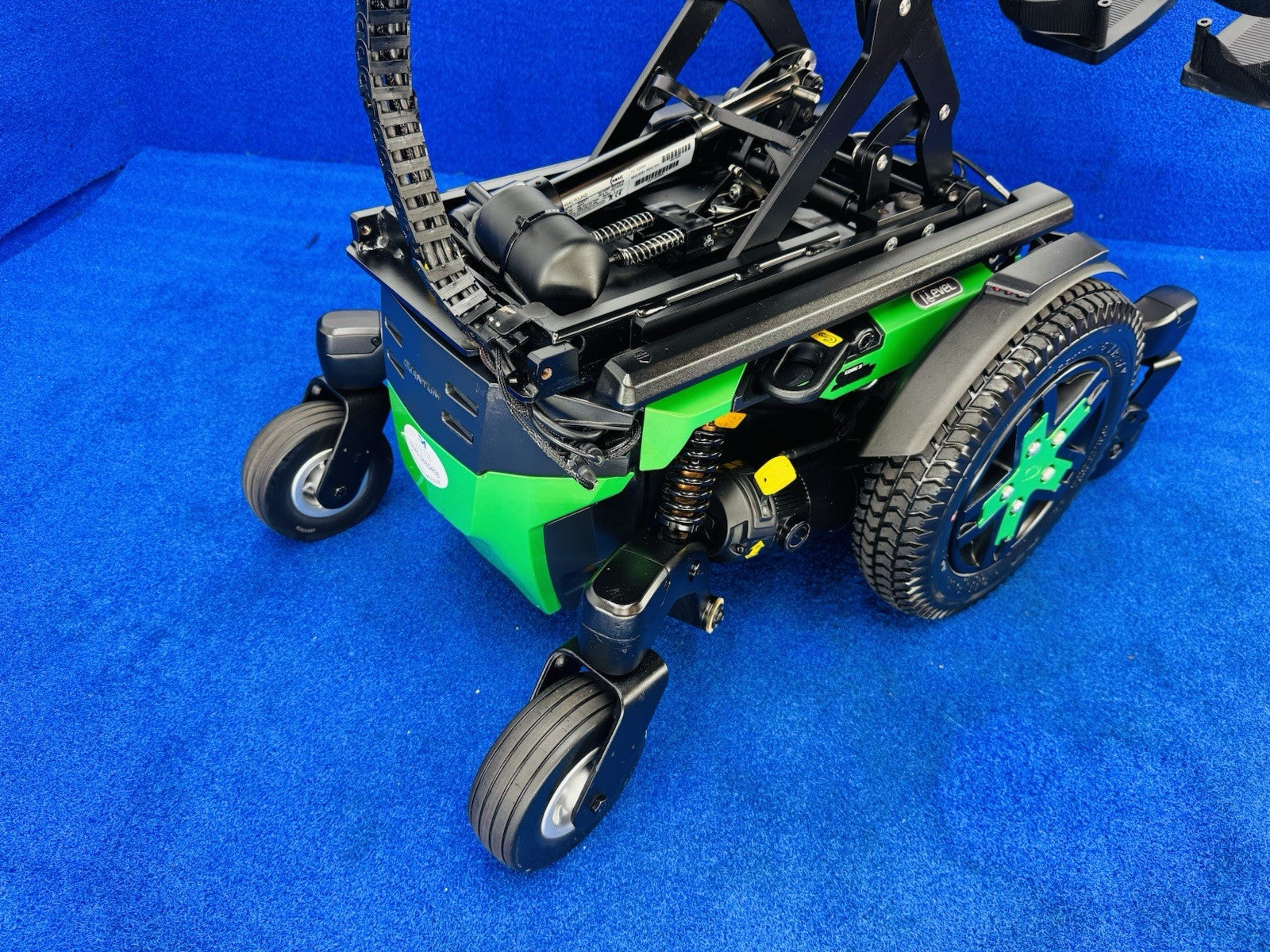 Quantum Edge 3 Stretto Powerchair – 6mph Narrow Electric Wheelchair (1352)