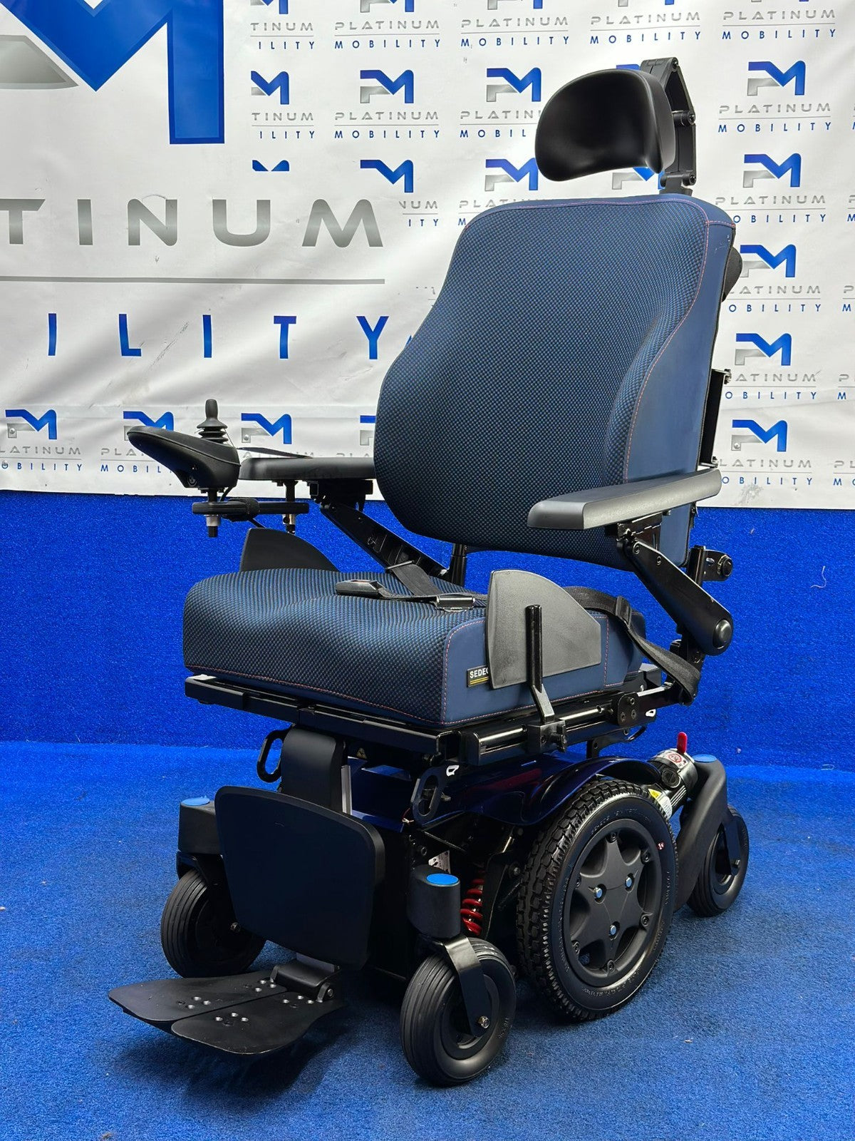 2025 Quickie Q300M Mini Powerchair 4mph Electric Wheelchair by Sunrise (1596)