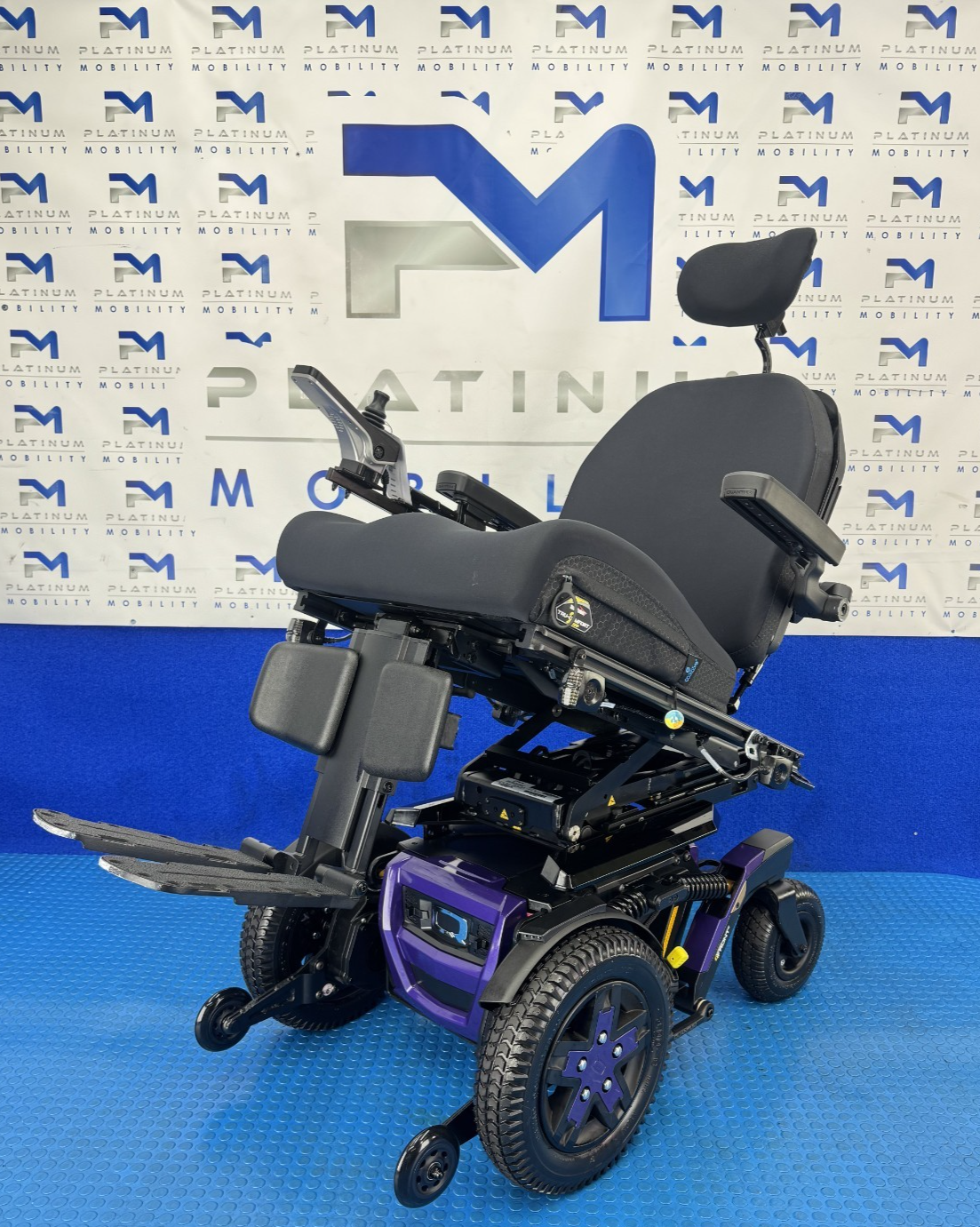 Quantum Pride 4 front 2 Electric Wheelchair RISE TILT RECLINE 6mph 2761