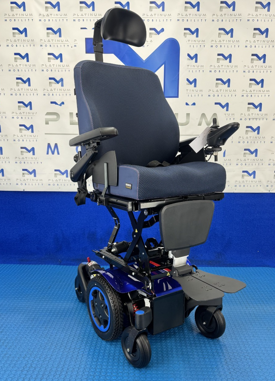 Sunrise Quickie Q300M Mini Powerchair 6 mph Riser Electric Wheelchair 2254