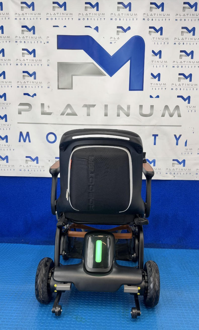 2024 Robooter E40 Folding Mobility Electric Wheelchair Remote 4mph 2787
