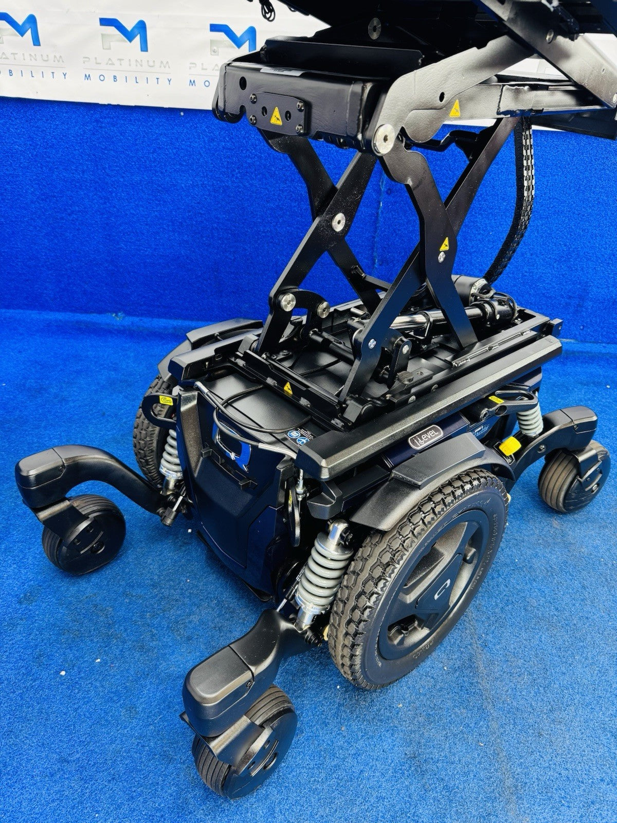 PRIDE QUANTUM EDGE 3 STRETTO 6 MPH ELECTRIC POWER WHEELCHAIR POWERCHAIR Narrow
