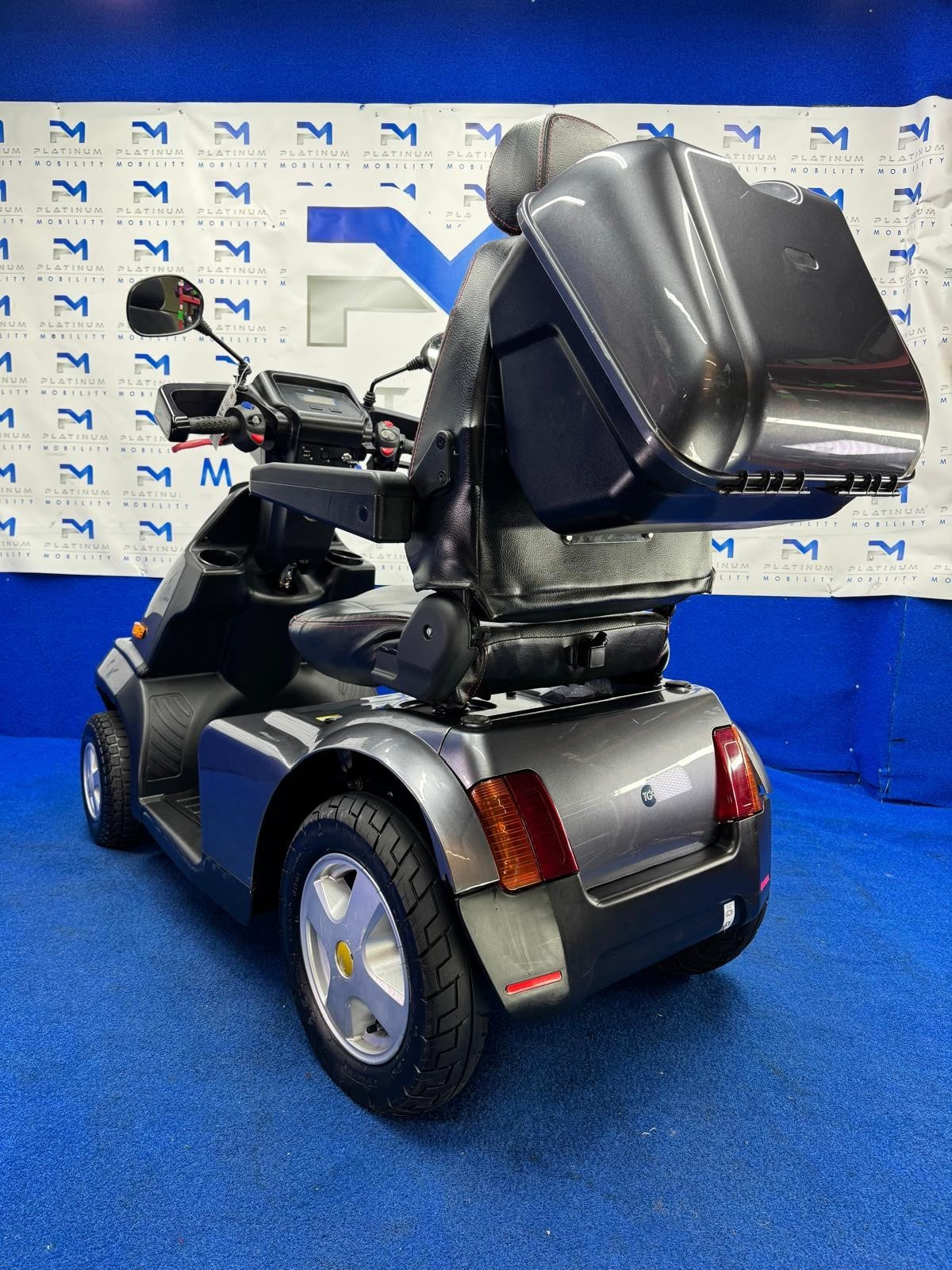 2022 TGA Breeze S4 8MPH All Terrain Mobility Scooter Immaculate Condition 1788
