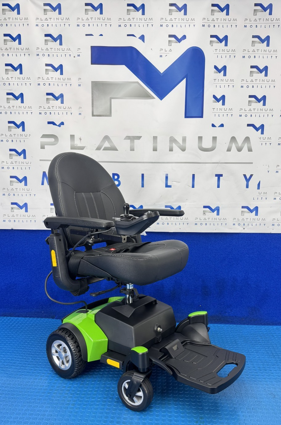 VAN OS TRAVELUX QUEST POWERCHAIR ELECTRIC WHEELCHAIR SMALL TRANSPORT 2833