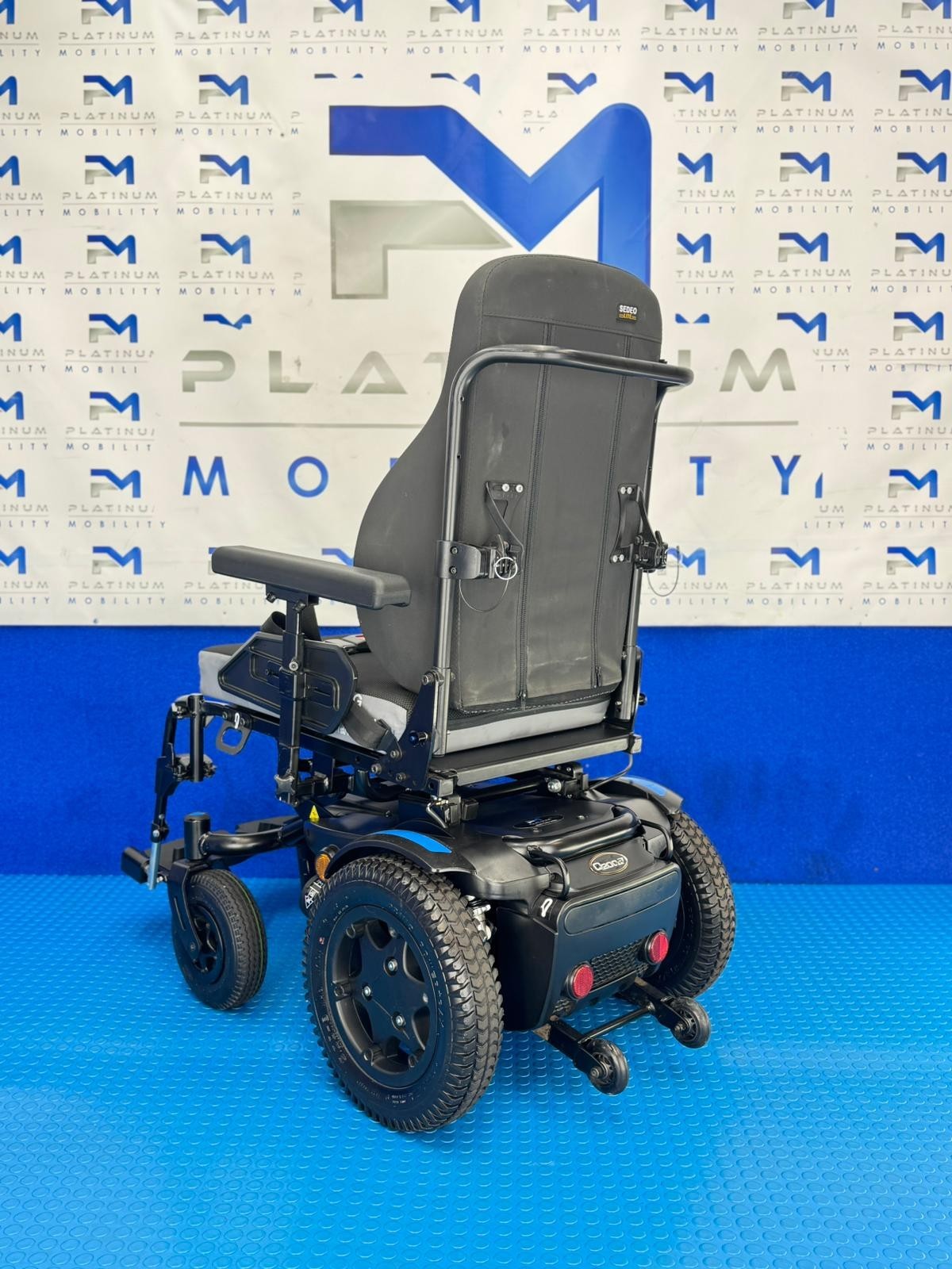 SUNRISE Q200 R RWD 4MPH ELECTRIC WHEELCHAIR MOBILITY SCOOTER POWERCHAIR 1810