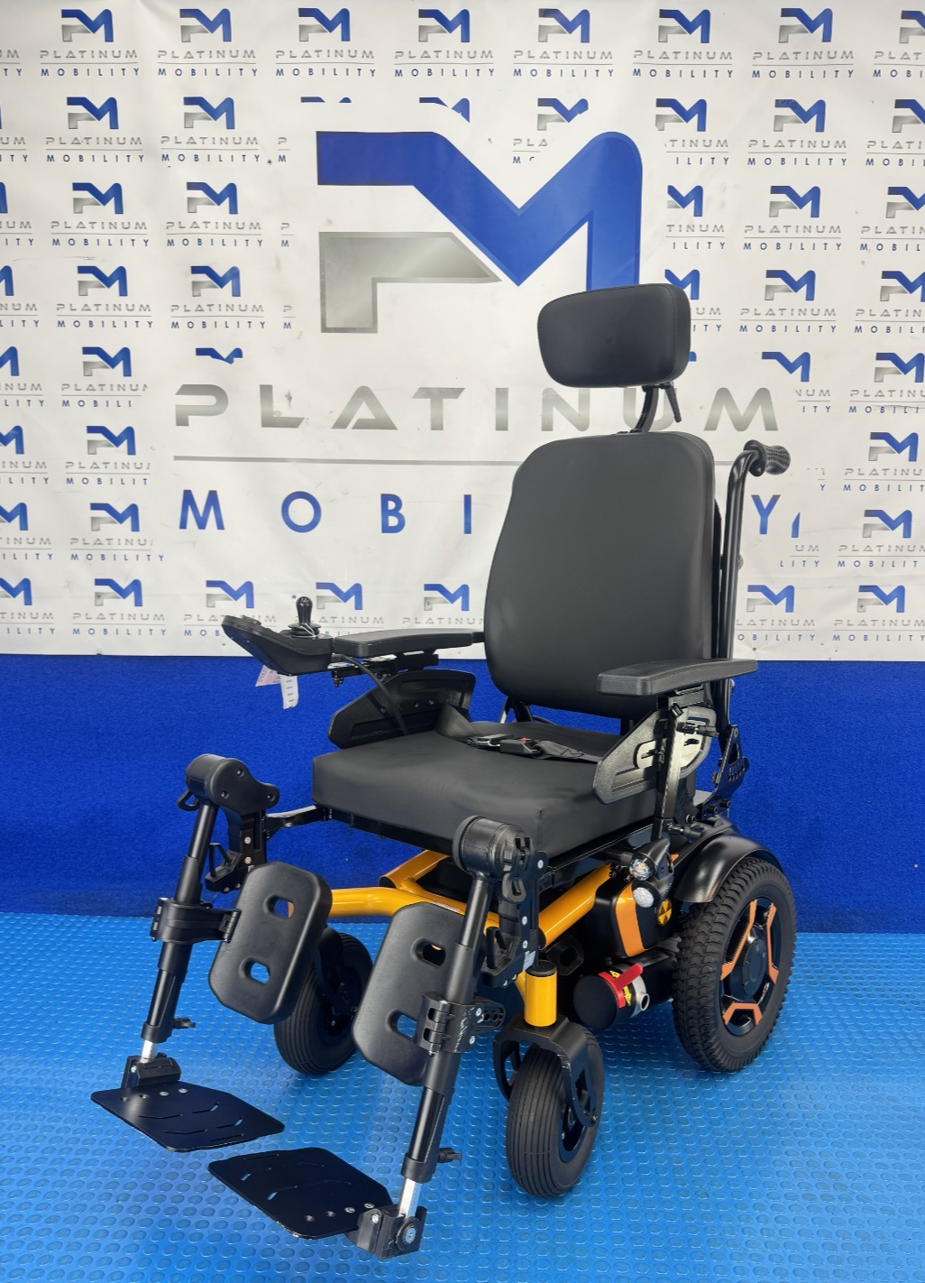 Roma Medical P400 Powerchair Electric Tilt & Recline New Batteries 4Mph 2499