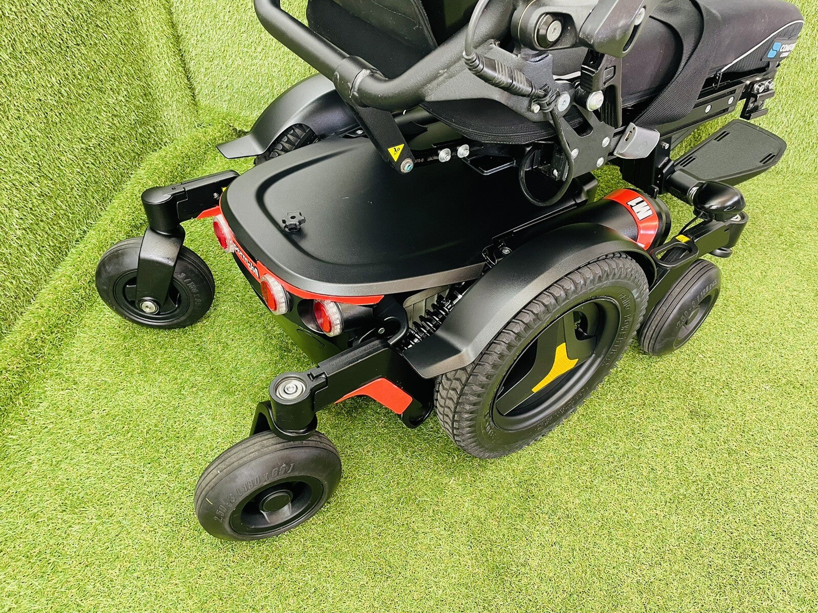 2023 PERMOBIL M1 MWD 5 MPH ELECTRIC WHEELCHAIR POWERCHAIR MOBILITY SCOOTER