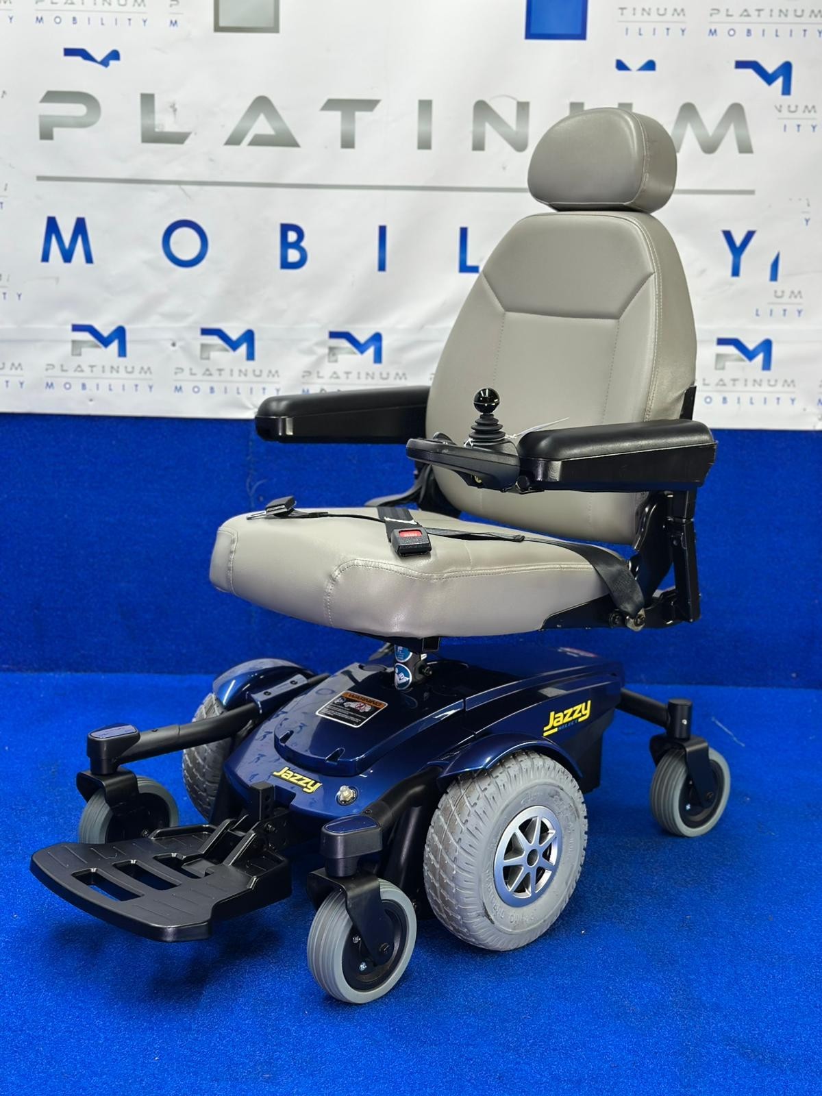 PRIDE Jazzy Select 6 Narrow MWD Powerchair – Electric Wheelchair 4mph
