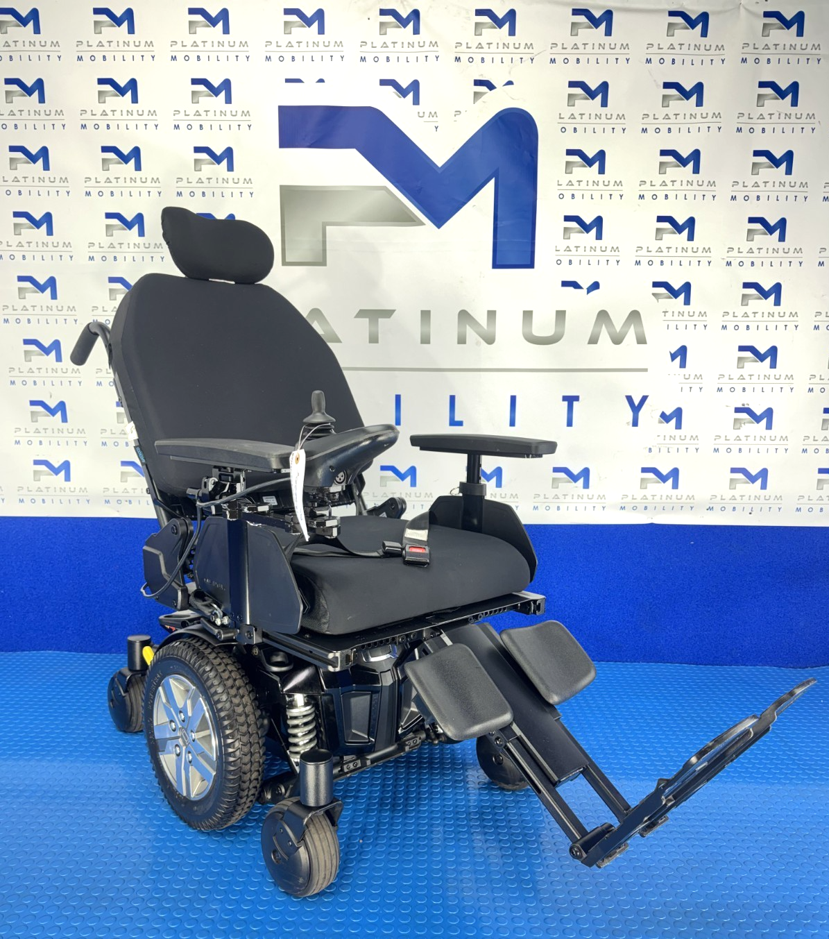 PRIDE QUANTUM Q4 MWD 6MPH ELECTRIC TILT MOBILITY WHEELCHAIR 2982