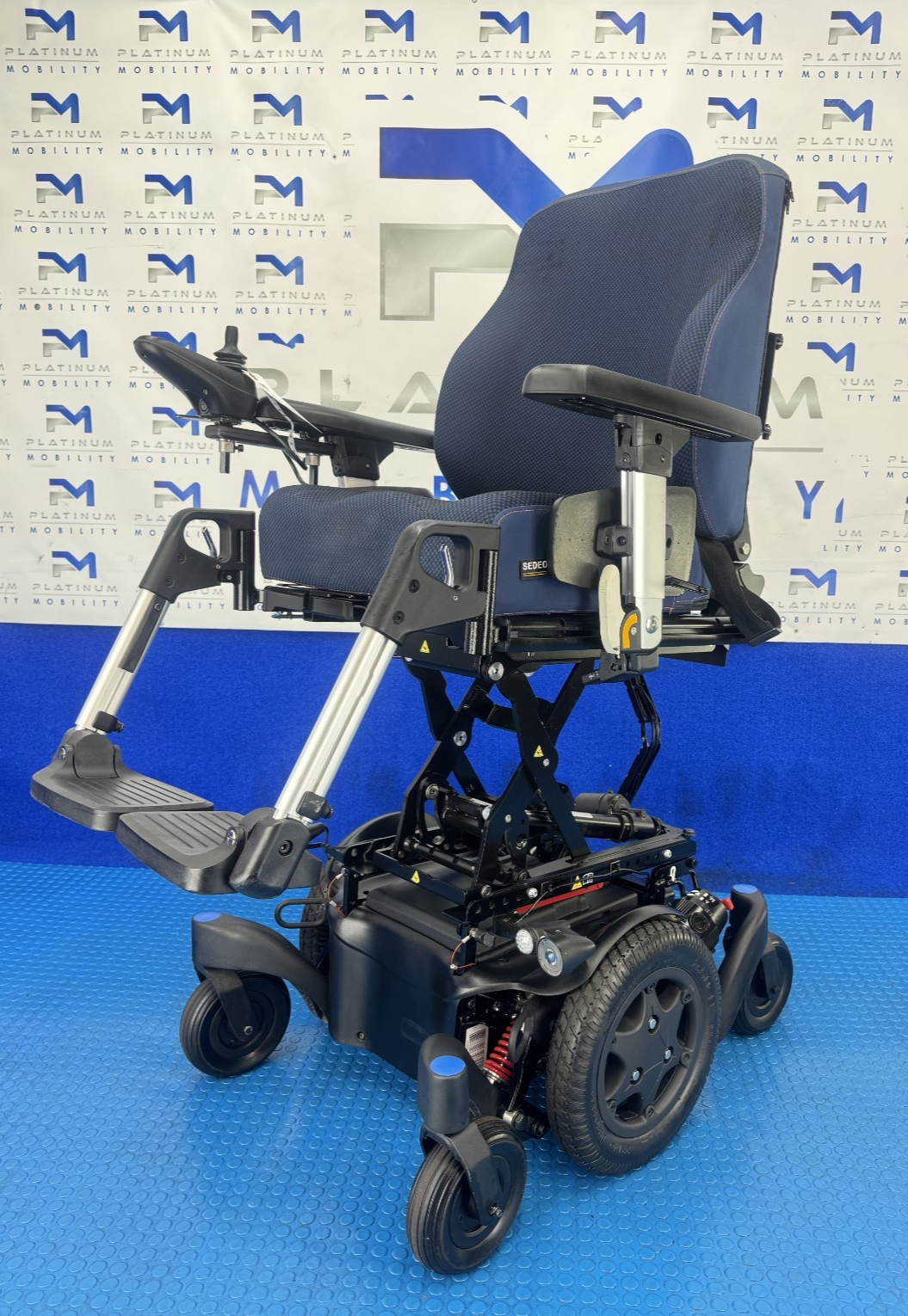 SUNRISE QUICKIE Q500M 6MPH ELECTRIC WHEELCHAIR RISER POWERCHAIR 2278