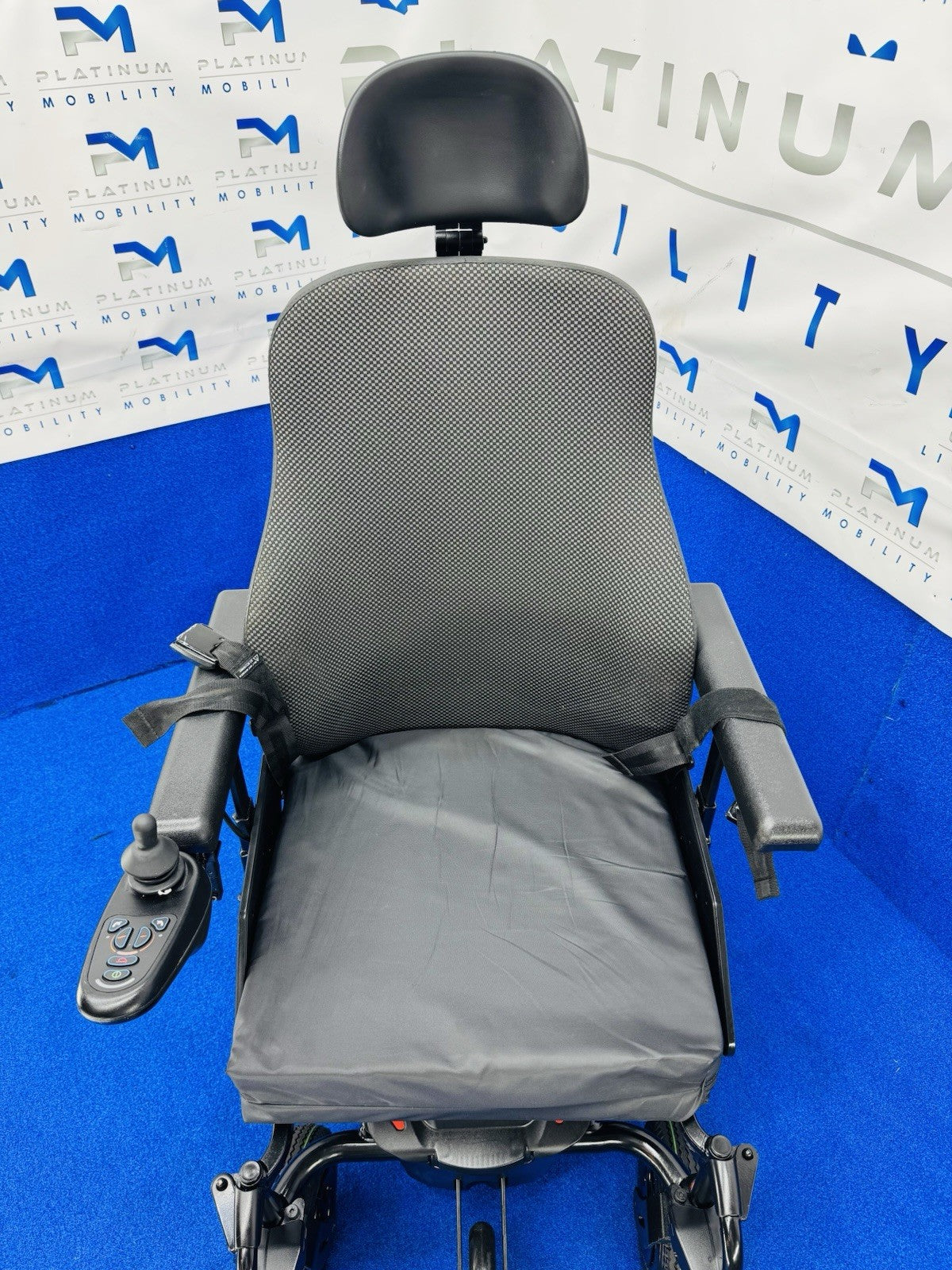 Sunrise Q200R 4mph Rear-Wheel Drive Electric Wheelchair Mobility Powerchair 1103