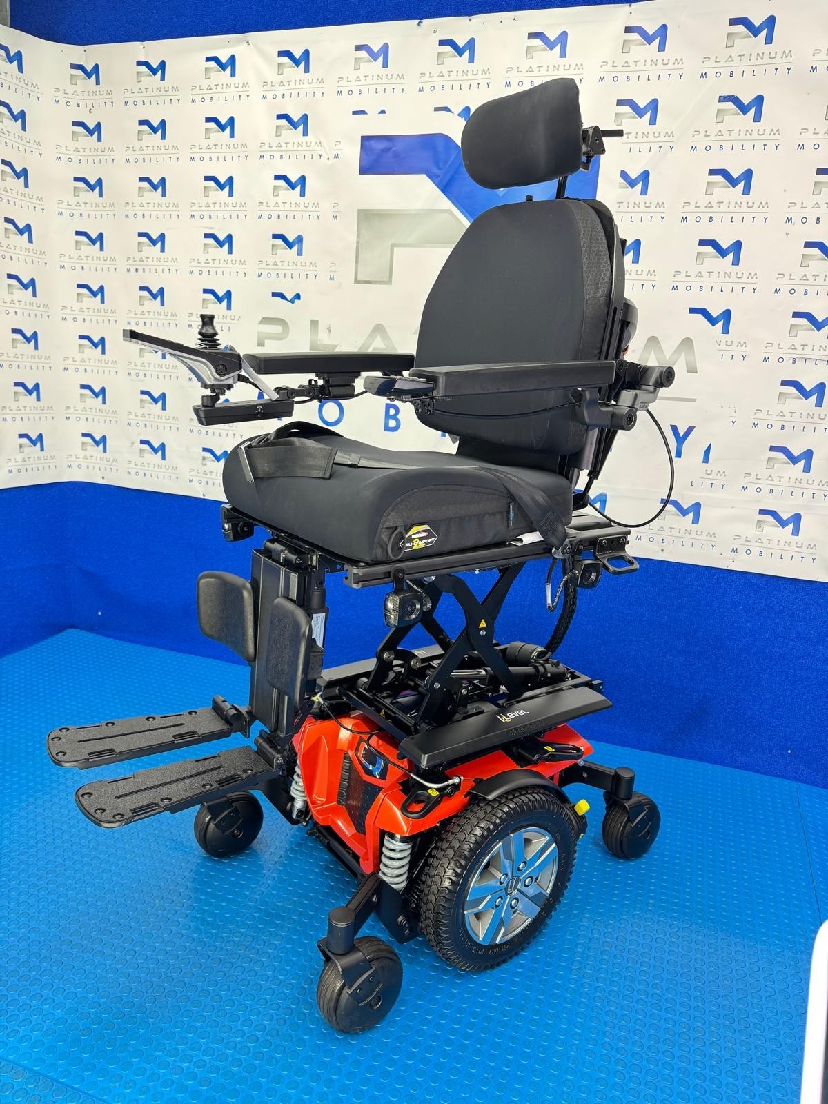 PRIDE QUANTUM Q6 EDGE 2.0 i-LEVEL 6 MPH ELECTRIC MOBILITY POWERCHAIR 1993