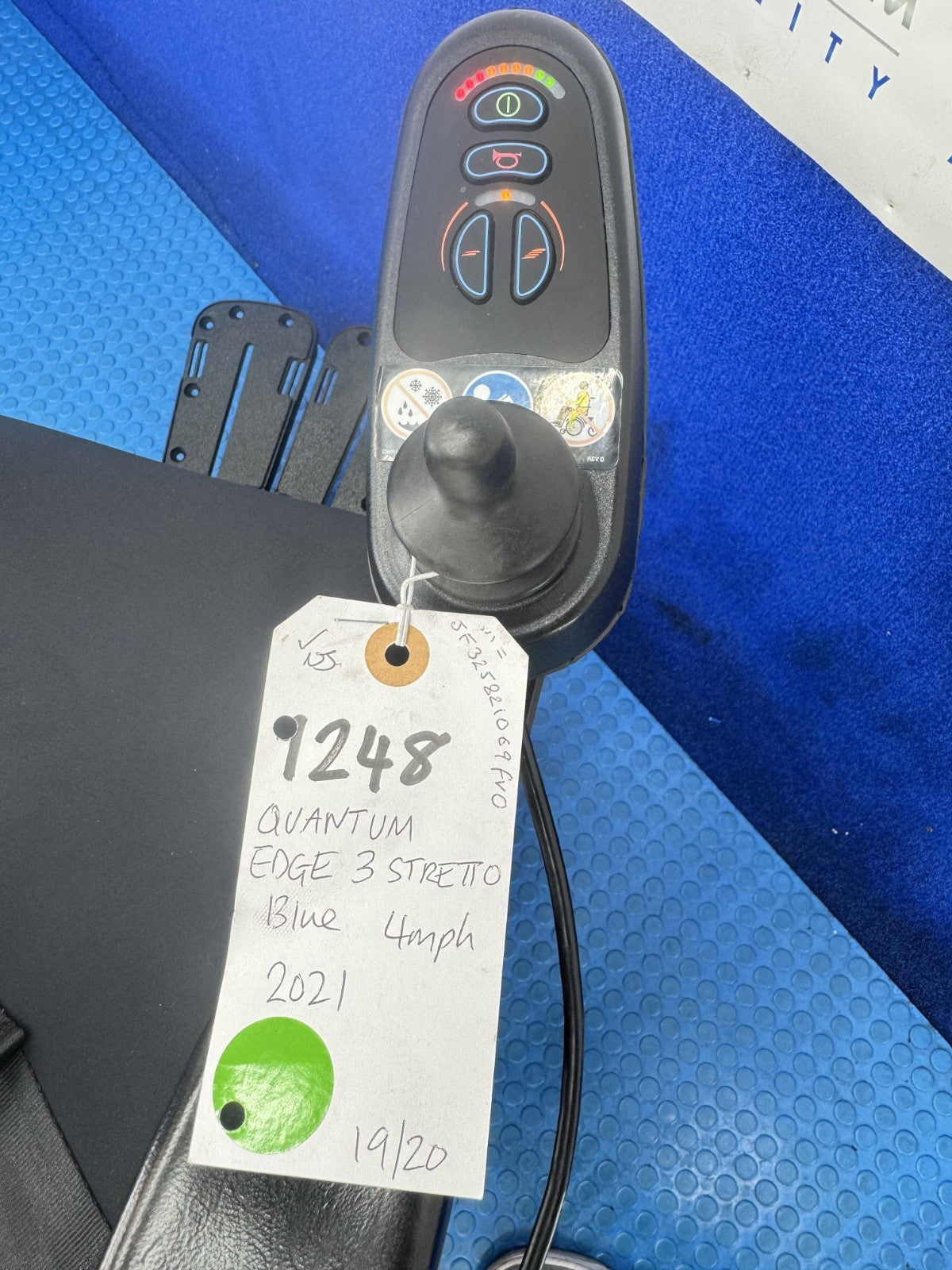 Quantum Edge 3 Stretto Powerchair – 6mph Electric Wheelchair Narrow 1248