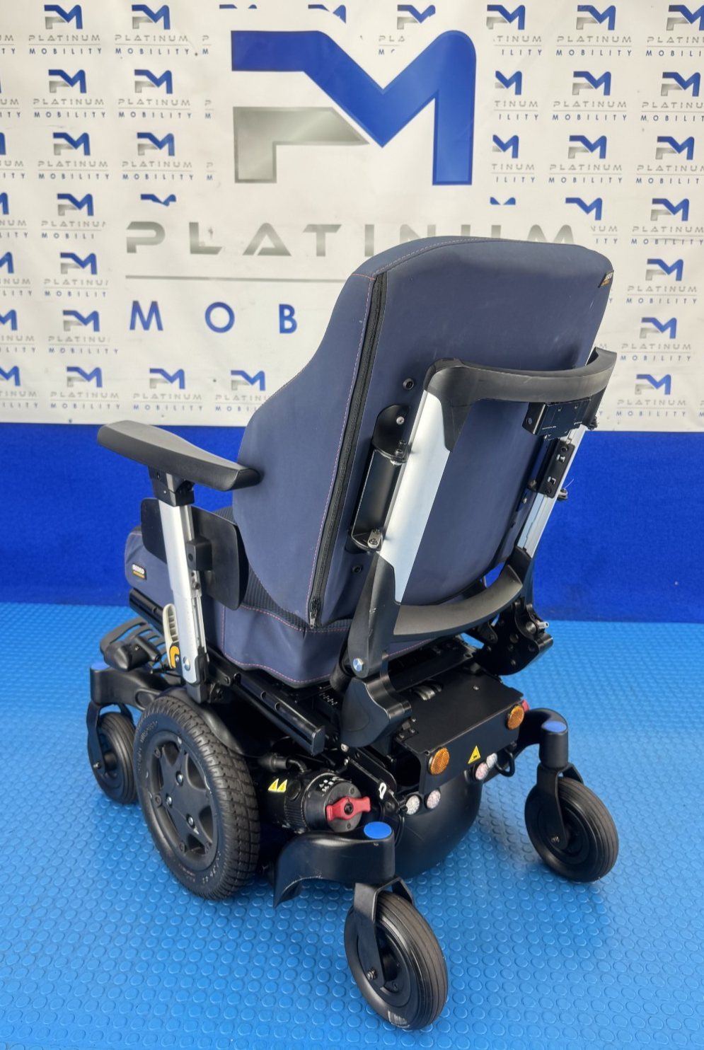 SUNRISE QUICKIE Q500M 6MPH ELECTRIC WHEELCHAIR TILT AND RISER POWERCHAIR 2239