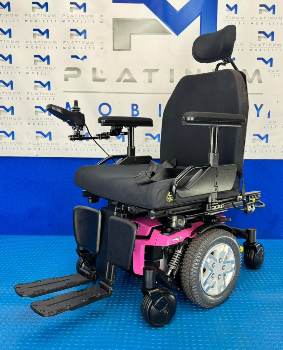 Quantum Q6 2.0 Edge HD Electric Powerchair 4mph Heavy Duty 32st Mid Wheel 2237