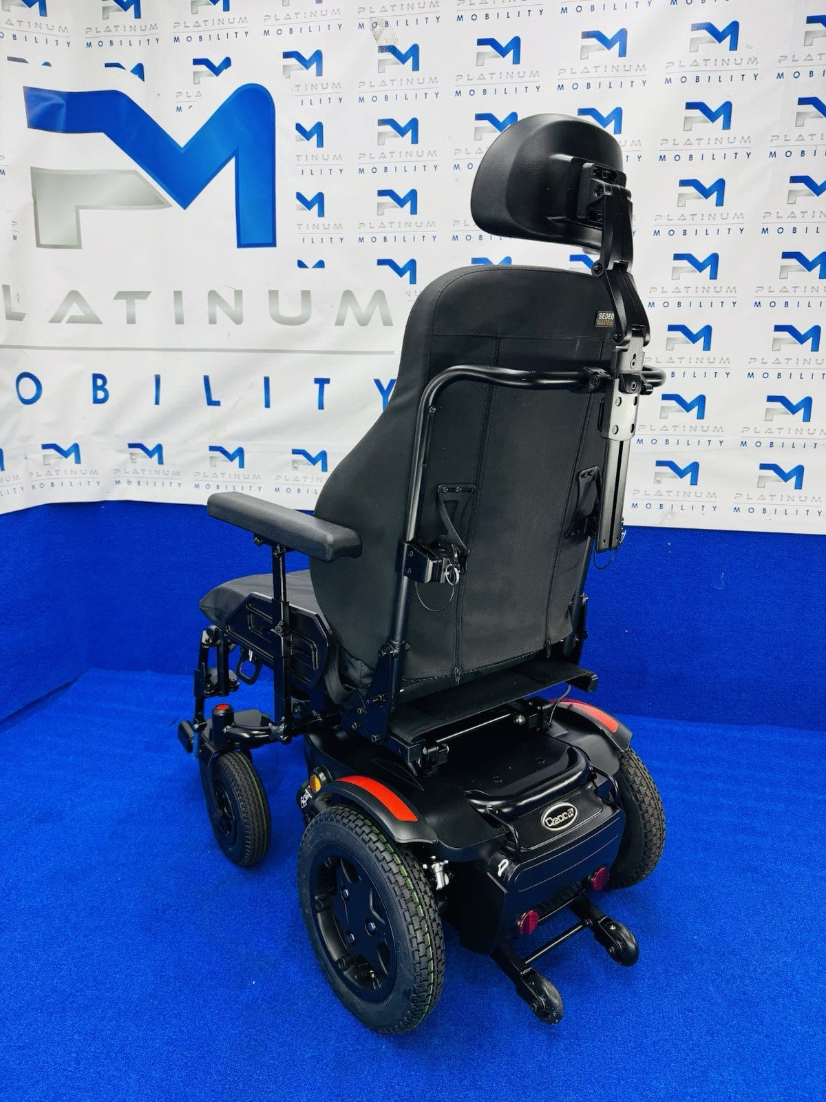 Sunrise Q200R 4mph Rear-Wheel Drive Electric Wheelchair Mobility Powerchair 1103