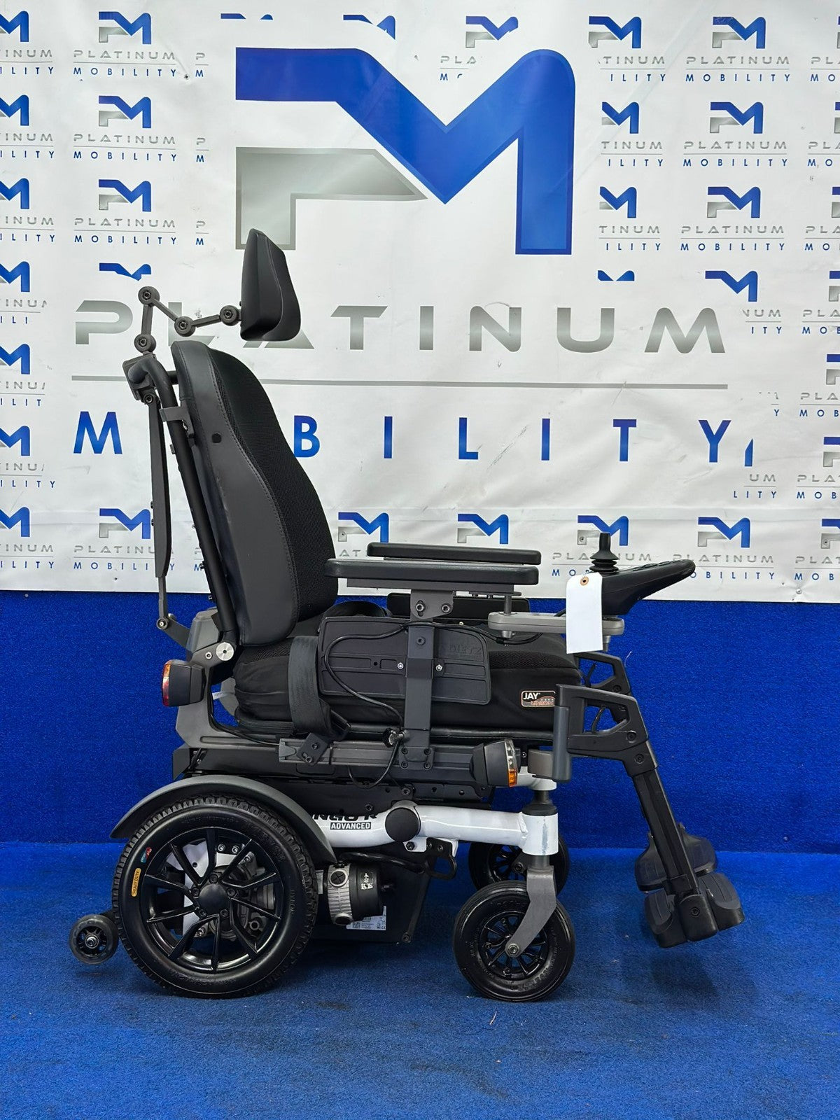 Dietz Sango Advanced R RWD – 6mph Electric Wheelchair Powerchair 1508