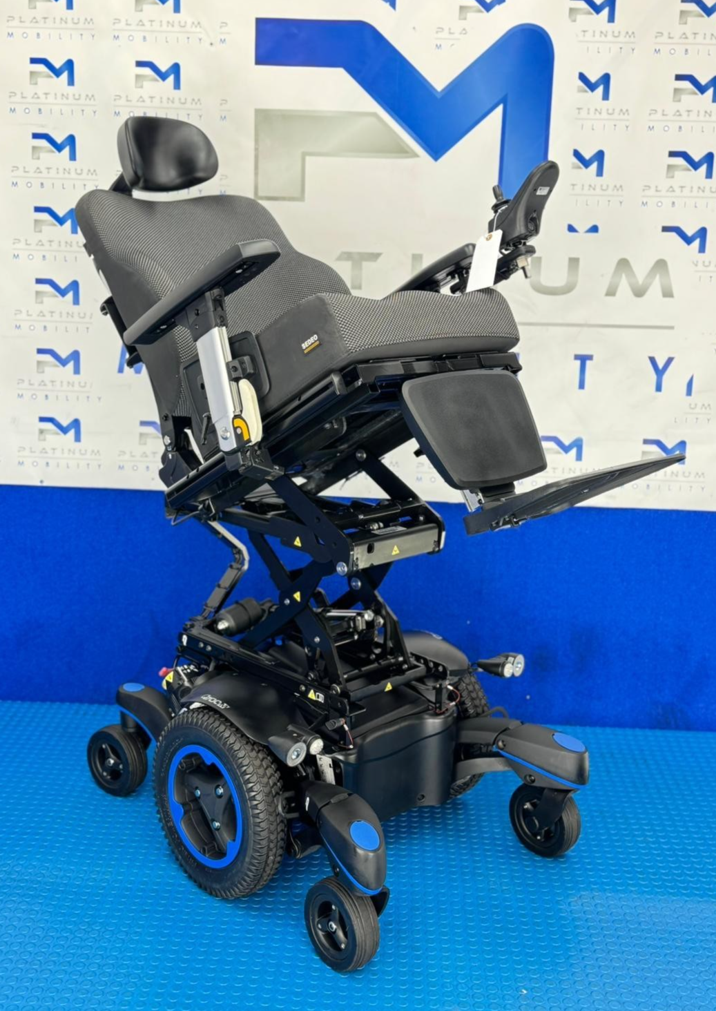 2024 Sunrise Quickie Q700 M Powerchair  6mph Riser Tilt Electric Wheelchair 2230