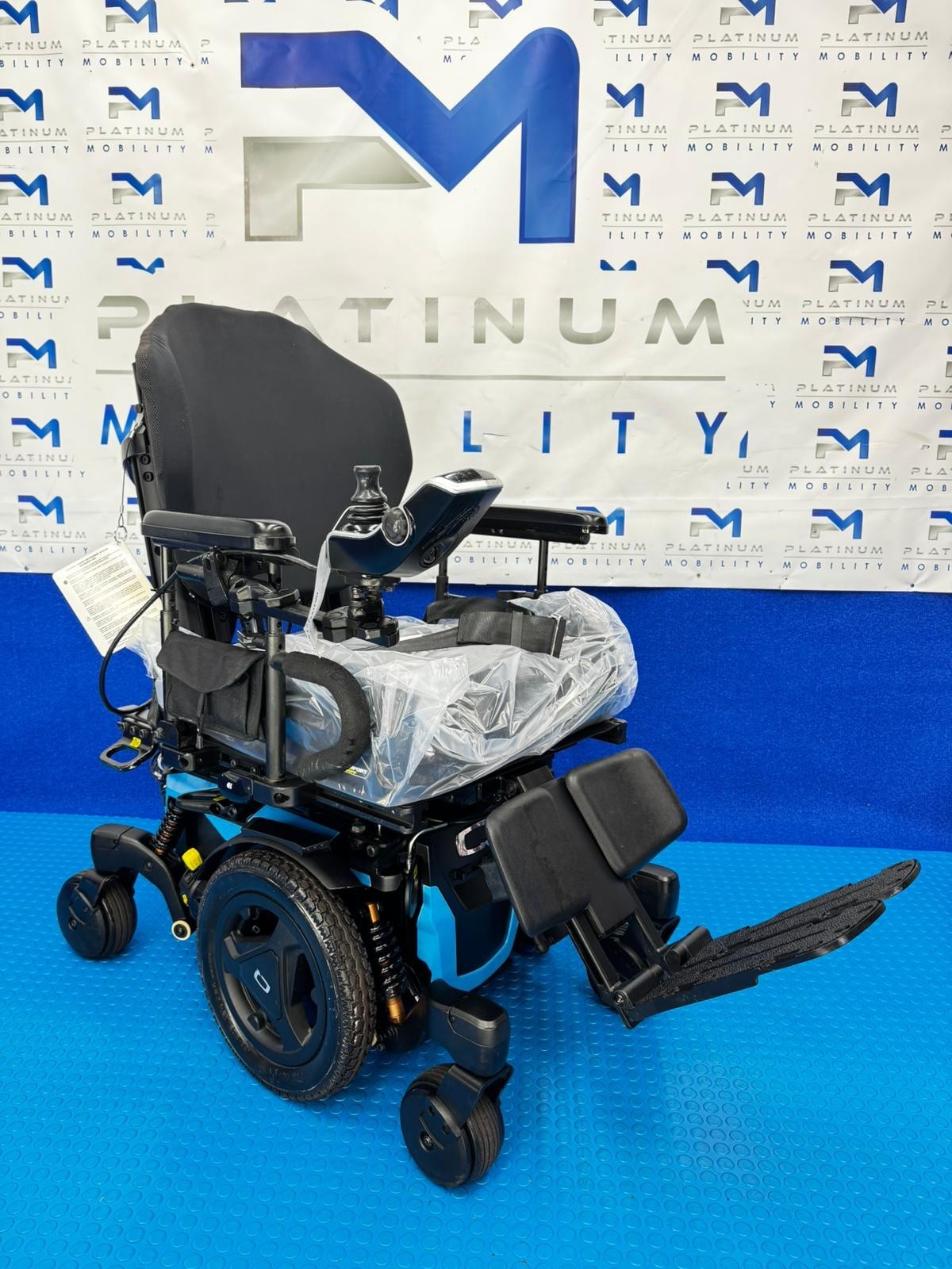 Quantum Edge 3 Stretto Powerchair – 4mph Narrow Electric Wheelchair (1837)