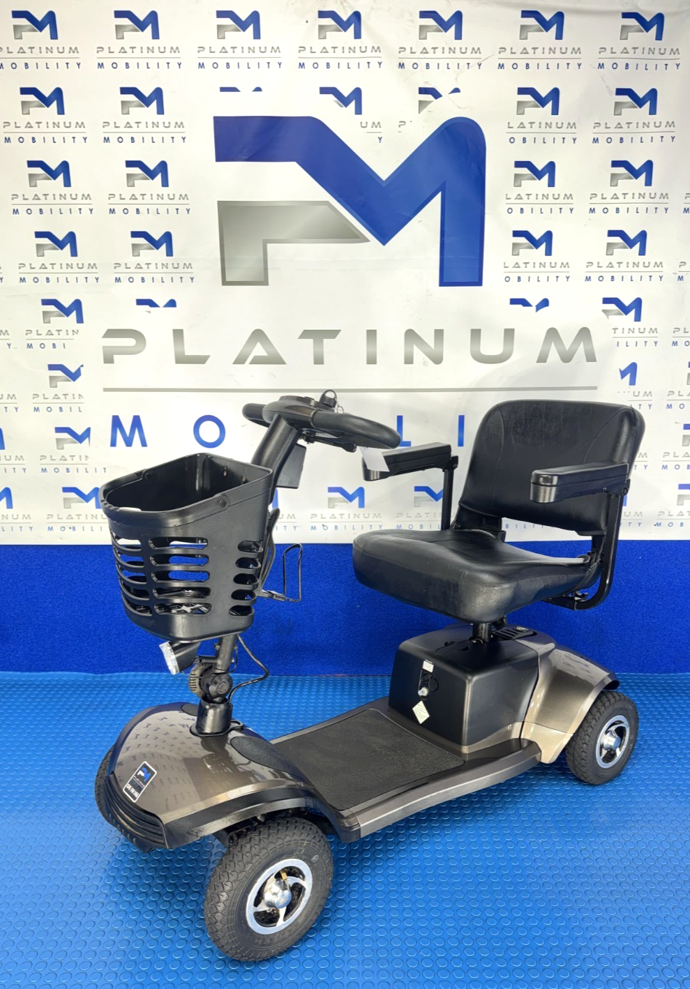 One Rehab Vantage Lightweight Mobility Scooter 4MPH Portable 4065