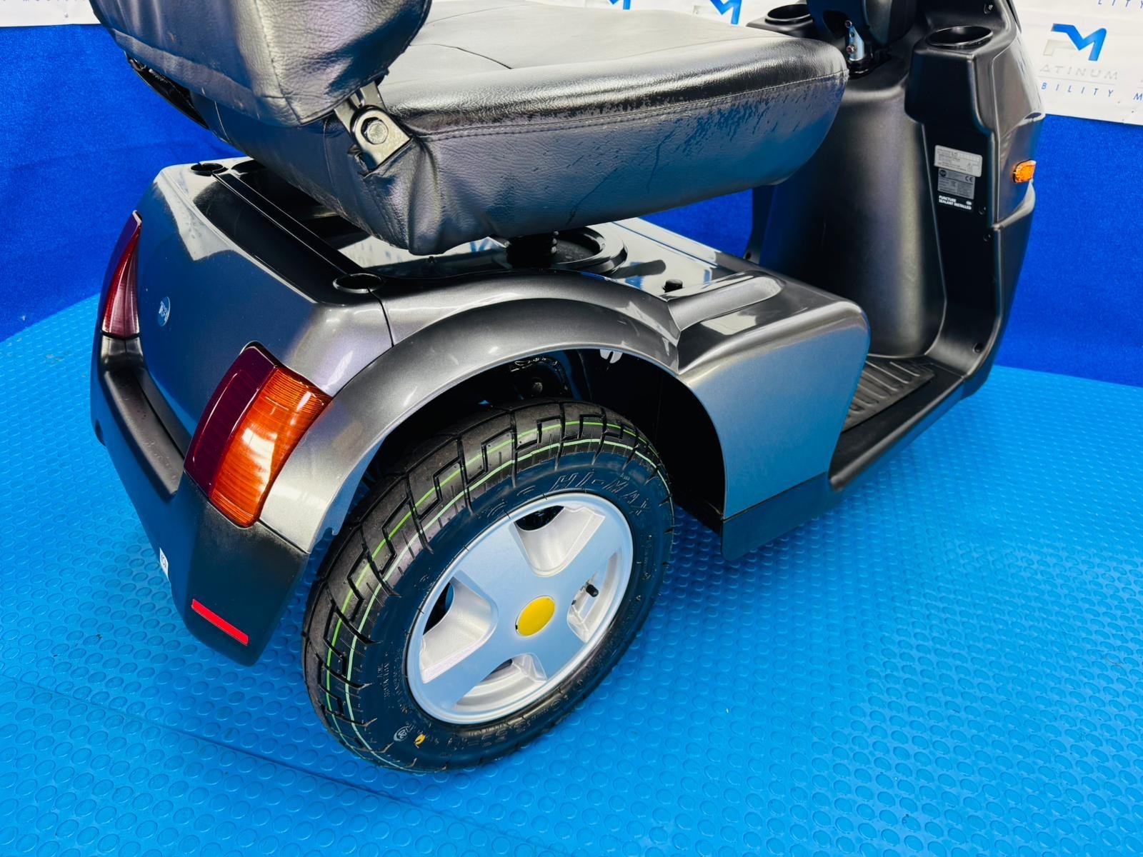 2021 TGA Breeze S3 8MPH LARGE Mobility Scooter All Terrain 1851