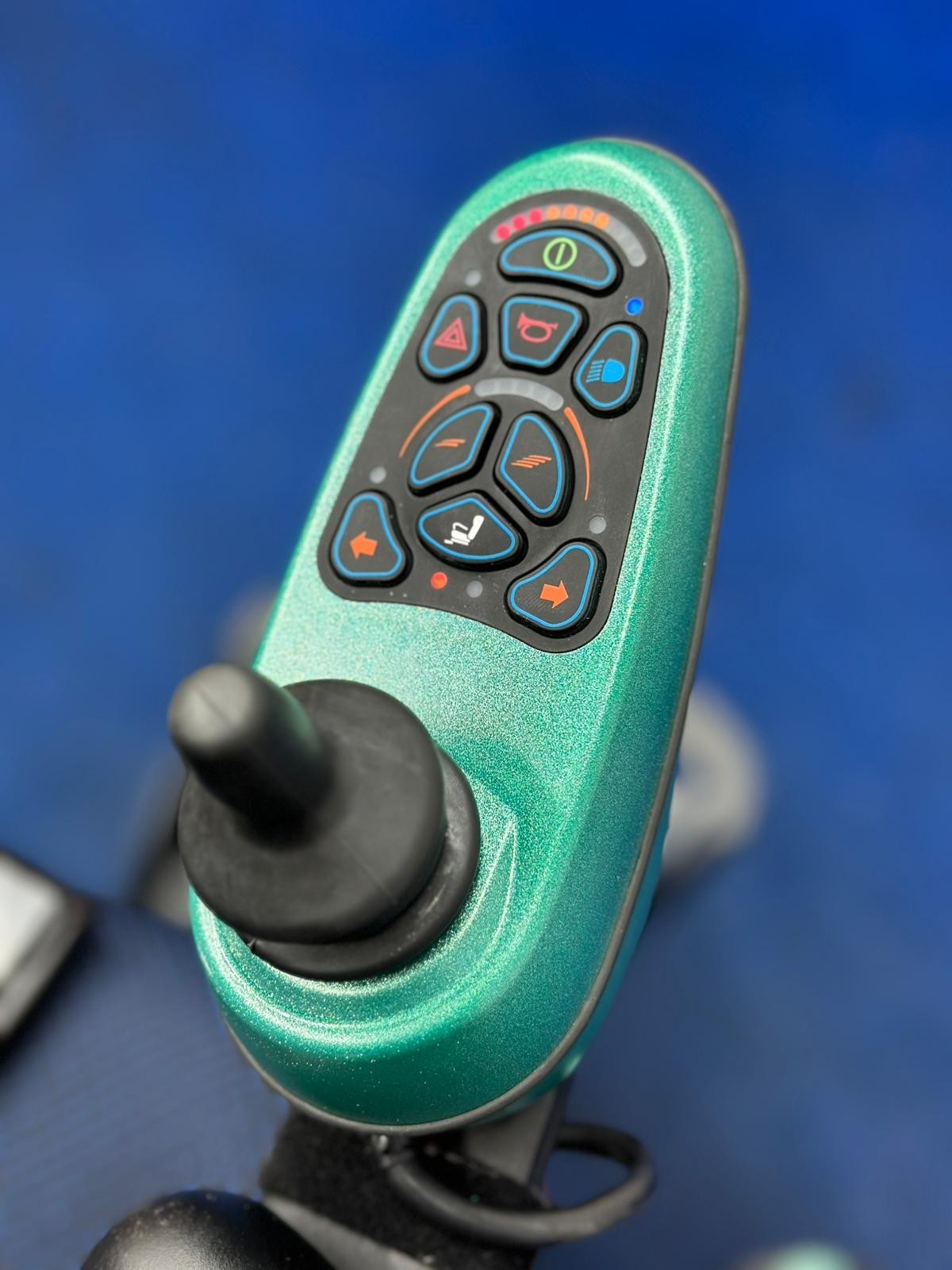 CUSTOM Sunrise Quickie Q500 M Powerchair – 6mph Riser Electric Wheelchair (1555)