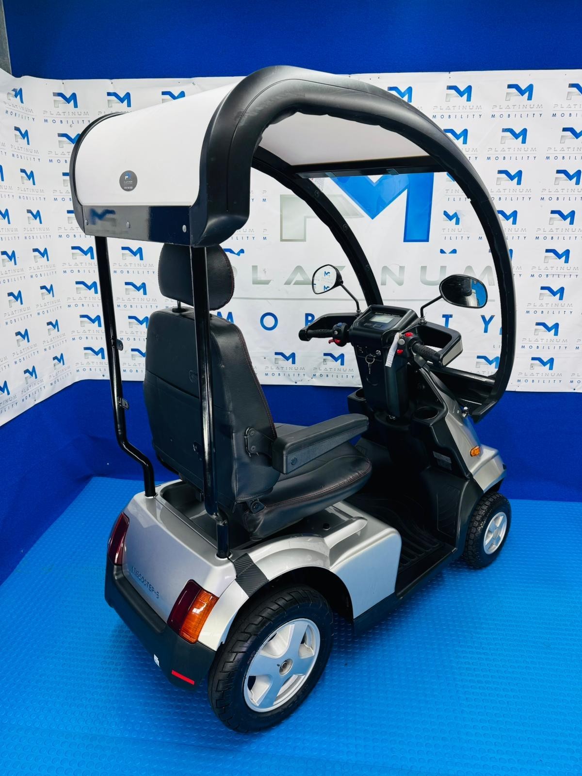 TGA Breeze S4 Canopy 8mph Road LARGE All Terrain Mobility Scooter Buggy 1835