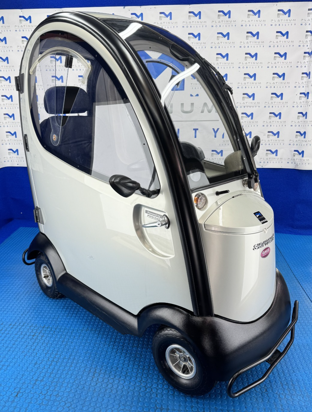 Shoprider Traveso All Weather Cabincar Mobility Scooter 8mph 2297