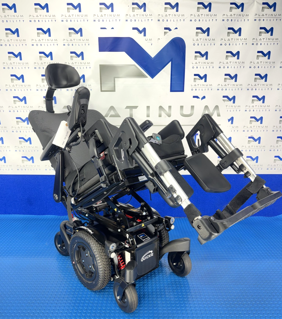 Sunrise Quickie Q300M Powerchair 6mph, Tilt, Electric Legs Wheelchair 4042