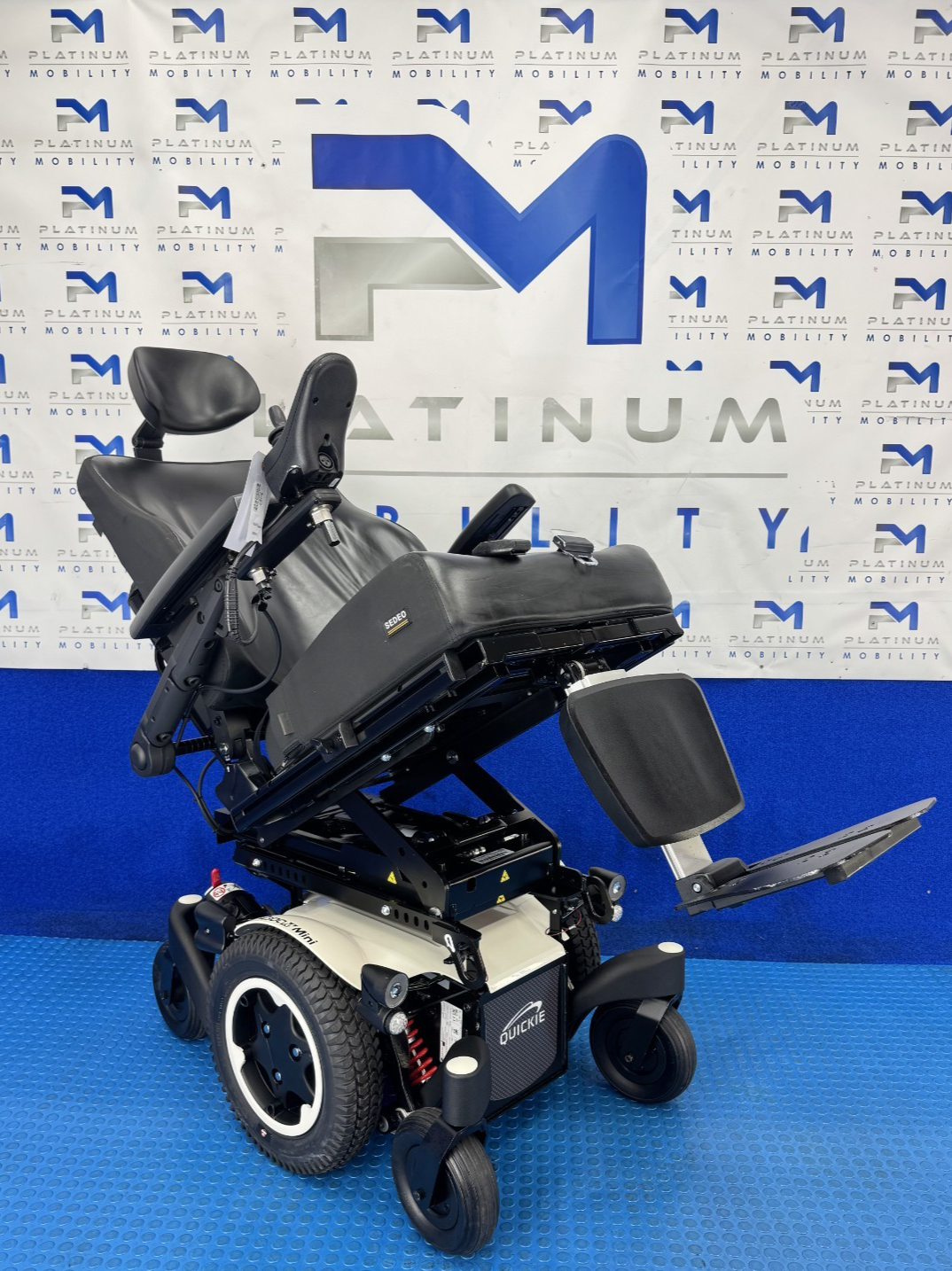 2025 SUNRISE QUICKIE Q300M 6MPH ELECTRIC RECLINE RISER TILT POWERCHAIR 2506