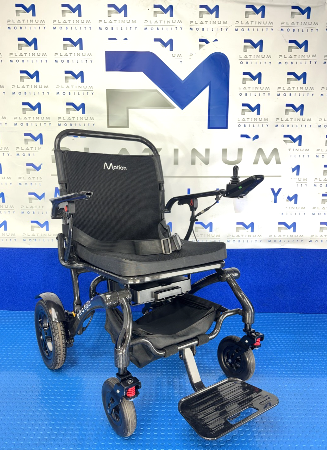 Motion Healthcare Photon HD Carbon Powerchair Lightweight Folding 4mph 2462