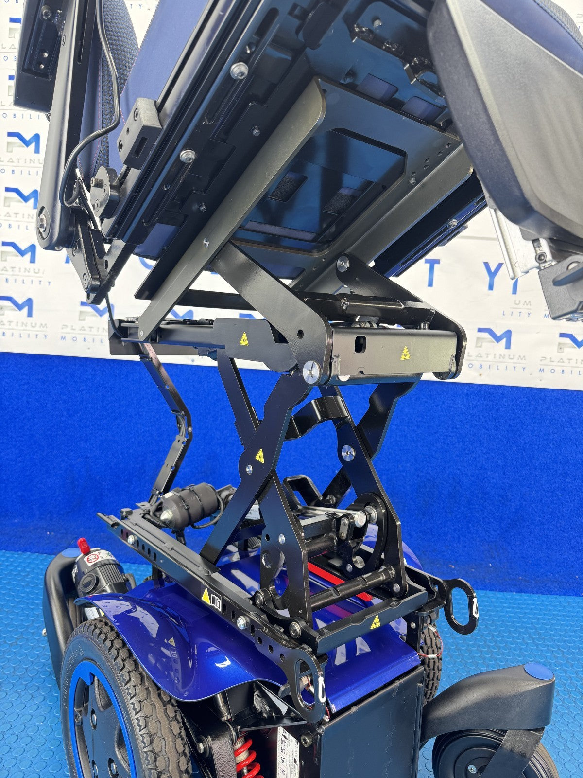 Sunrise Quickie Q300 Mini – 4mph Rise and Tilt Electric Wheelchair 1672