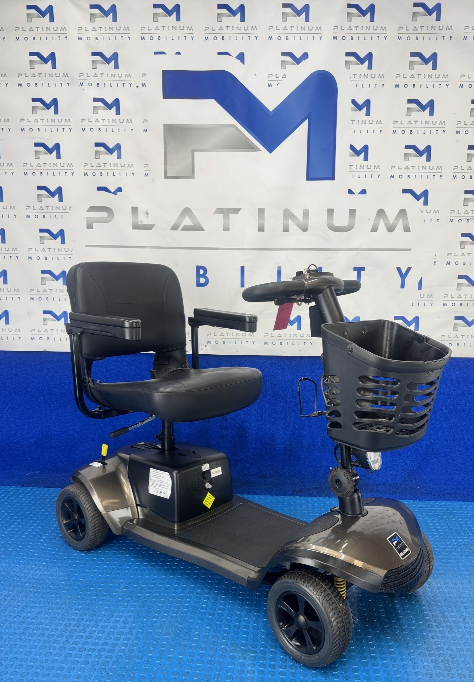 One Rehab Vantage Lightweight Mobility Scooter 4MPH Portable 2434