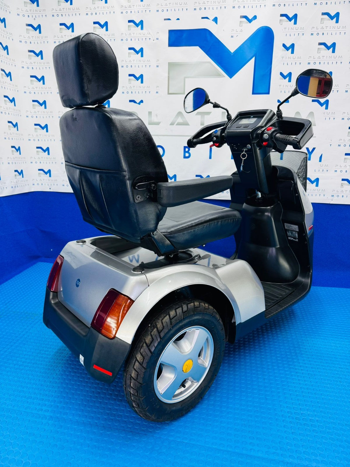 TGA Breeze S3 8MPH LARGE Mobility Scooter All Terrain 1849