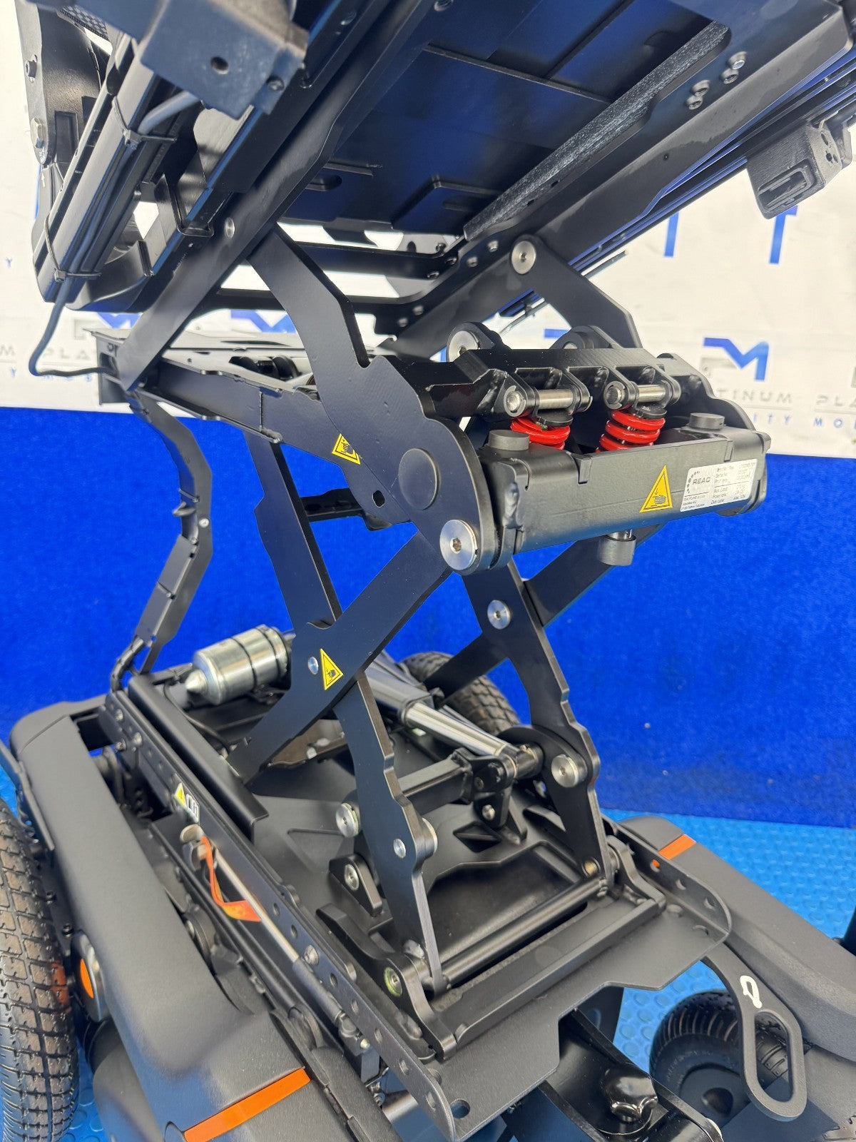Sunrise Quickie Q500 R Powerchair Rise & Tilt 6mph New Batteries 2406