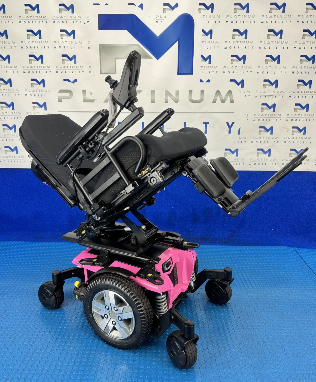 PRIDE QUANTUM EDGE 2.0 6MPH Tilt Heavy Duty Electric Powerchair 2306