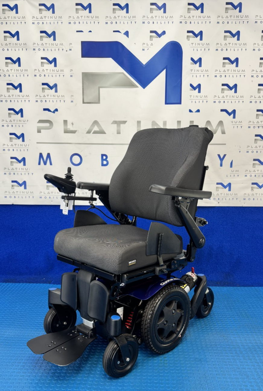 Sunrise Quickie Q300M Mini Powerchair 4 mph Riser, Tilt Electric Wheelchair 2361