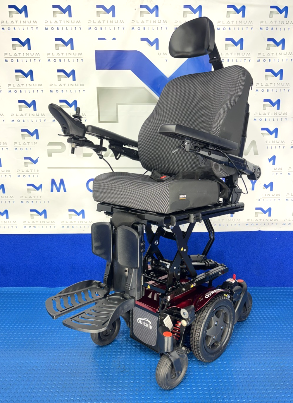 2025 SUNRISE QUICKIE Q300M 6MPH MANUAL RECLINE RISER TILT LEGS POWERCHAIR 4021
