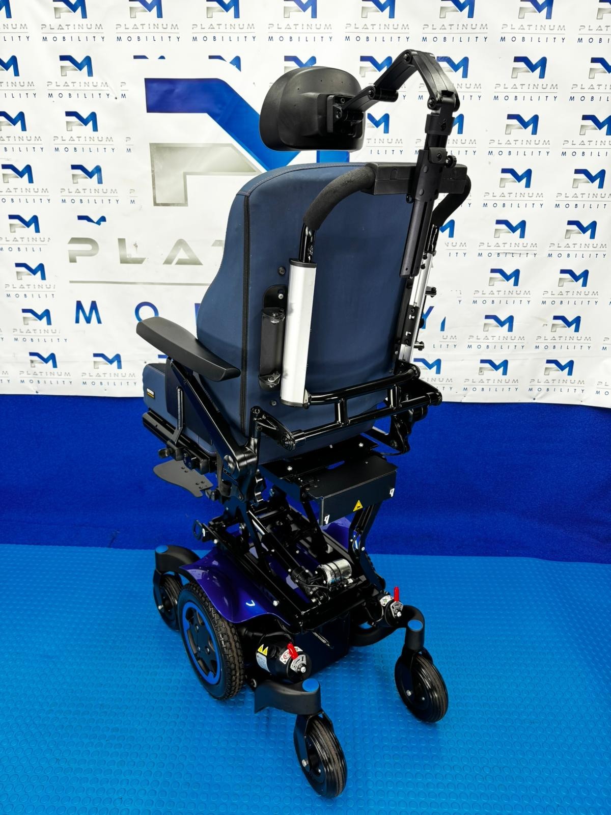 Sunrise Quickie Q300M Mini Powerchair 4 mph Riser Electric Wheelchair (1903)